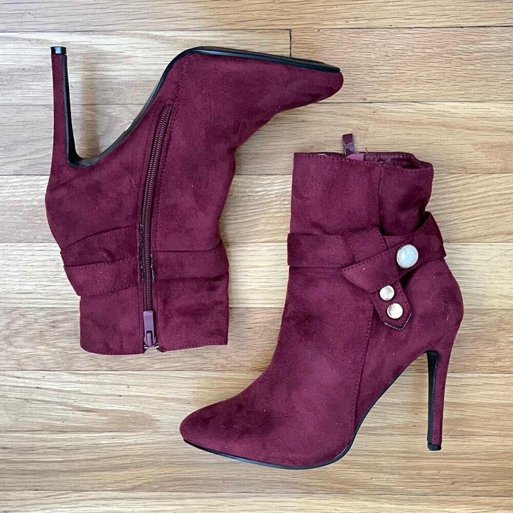 Forever 'Luffie' Faux Suede Boots - Size 8.5